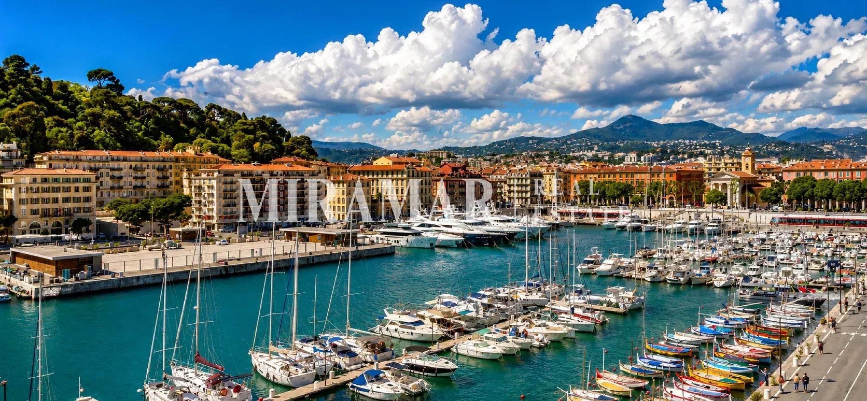 Exclusivité : 3/4 Pièces en Avant Dernier Etage  Port de Nice