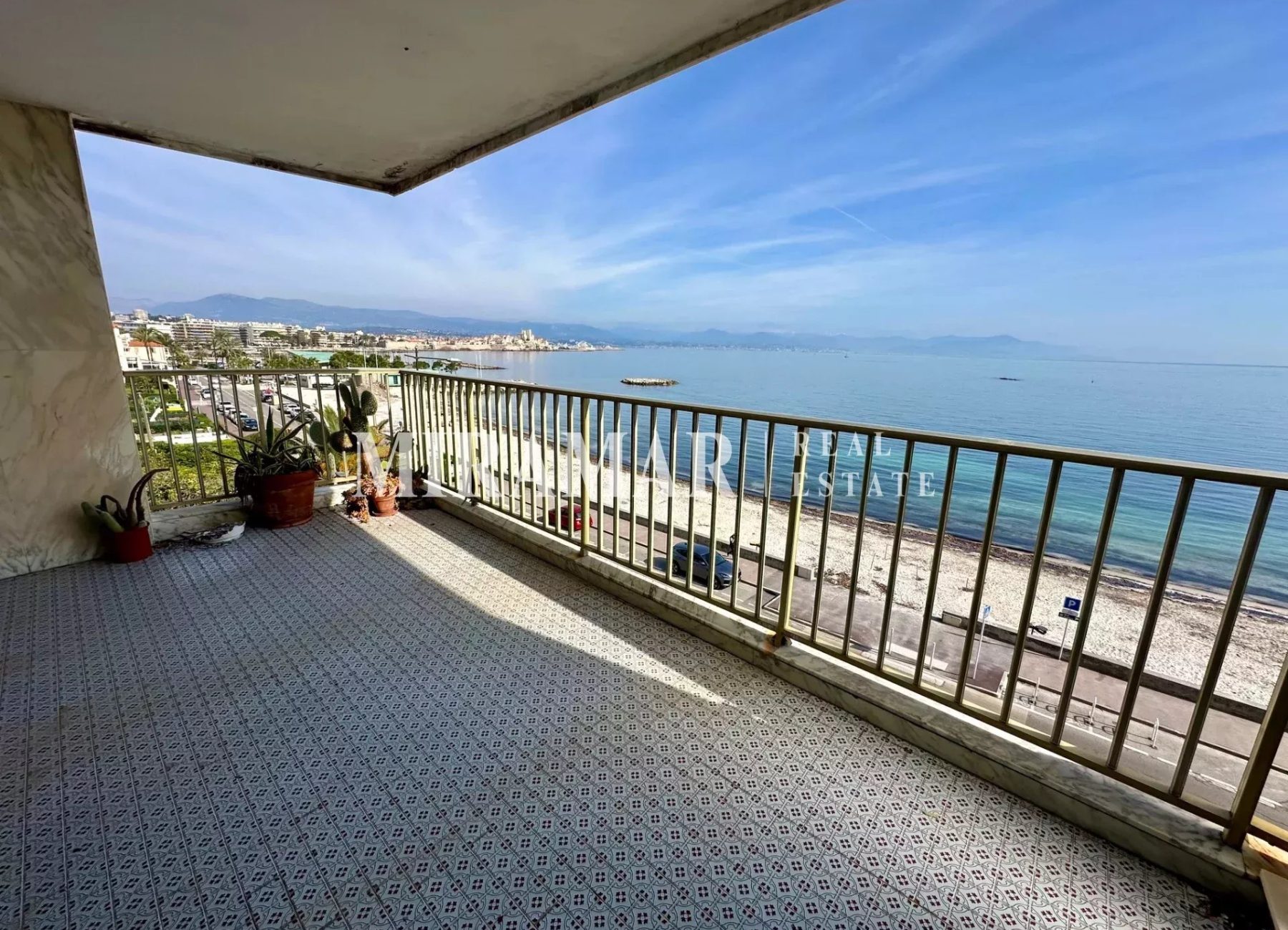 Exclusivité : Salis / Cap d'Antibes : 3 Pièces