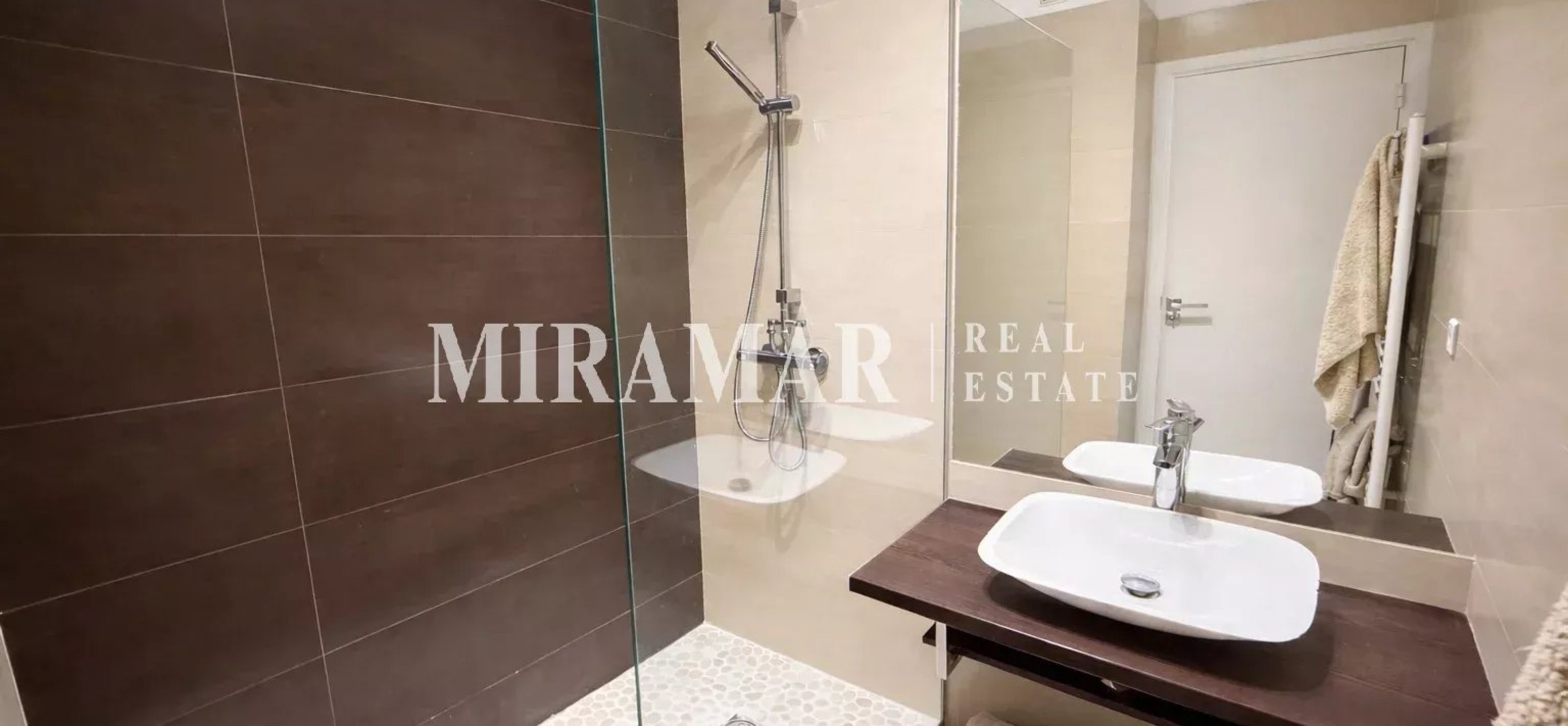 Exclusivité : 2 Pièces Franck Pilatte / Port de Nice