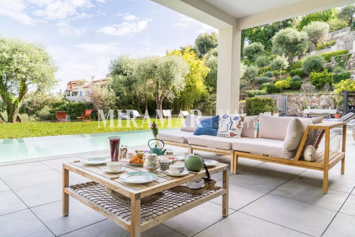 Nice Gairaut / Villa