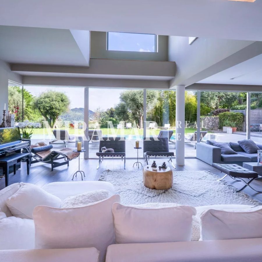 Nice Gairaut / Villa