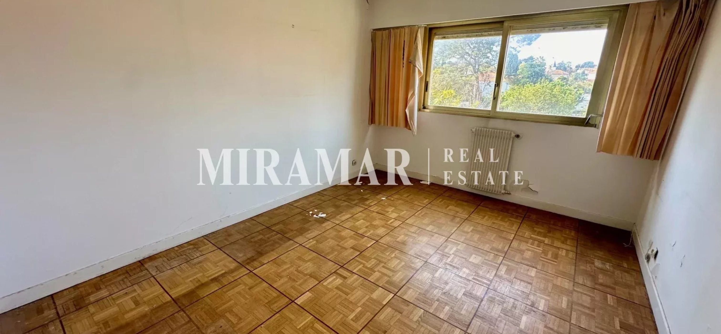 Exclusivité : Salis / Cap d'Antibes : 3 Pièces