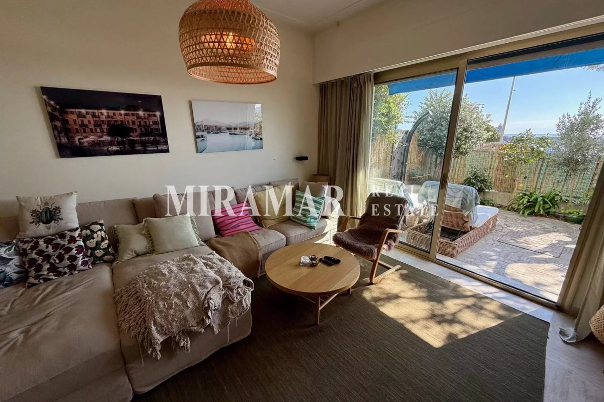 Exclusivité : 2 Pièces Rez-de-jardin Franck Pilatte