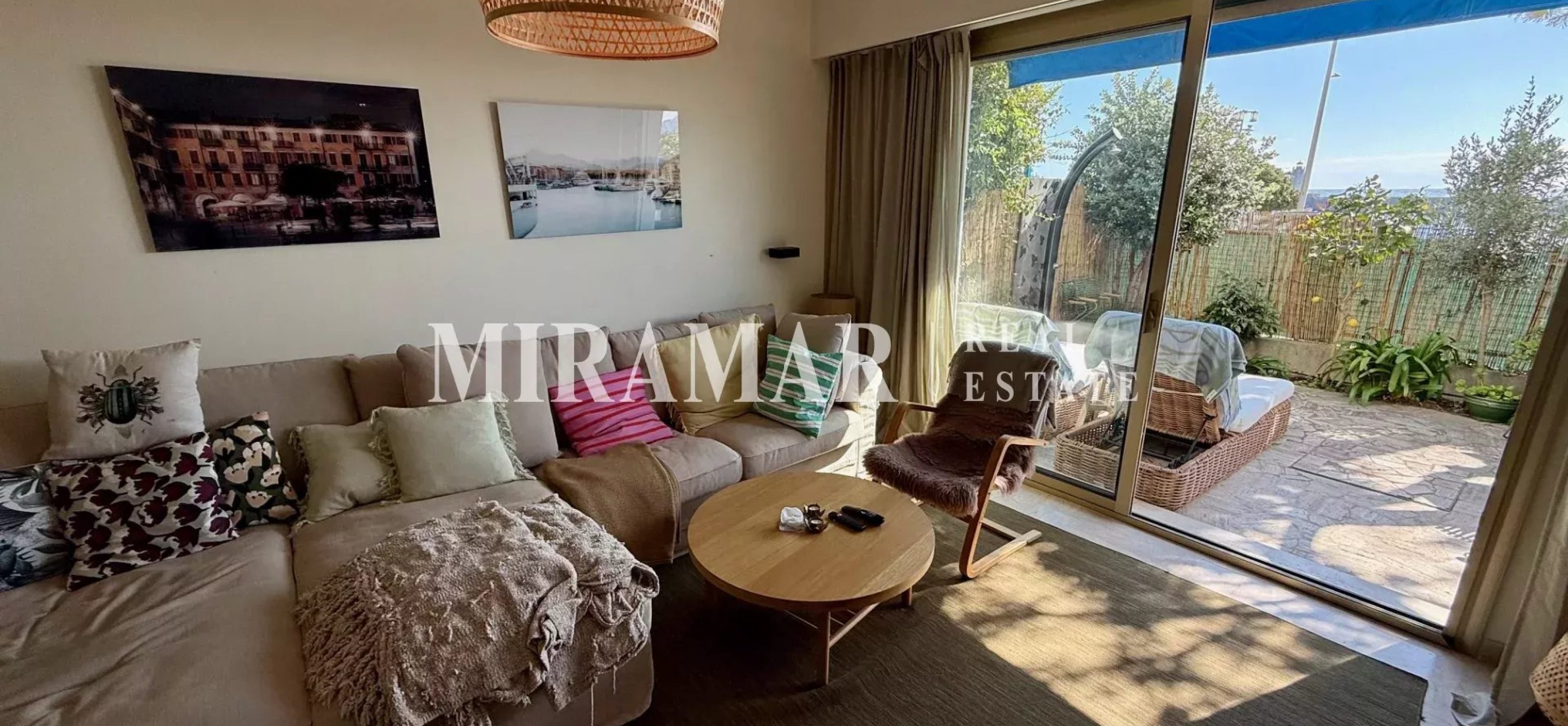 Exclusivité : 2 Pièces Rez-de-jardin Franck Pilatte