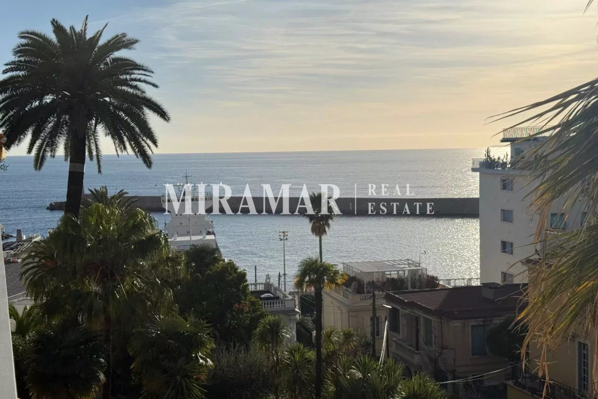 Exclusivité : 2 Pièces Franck Pilatte / Port de Nice