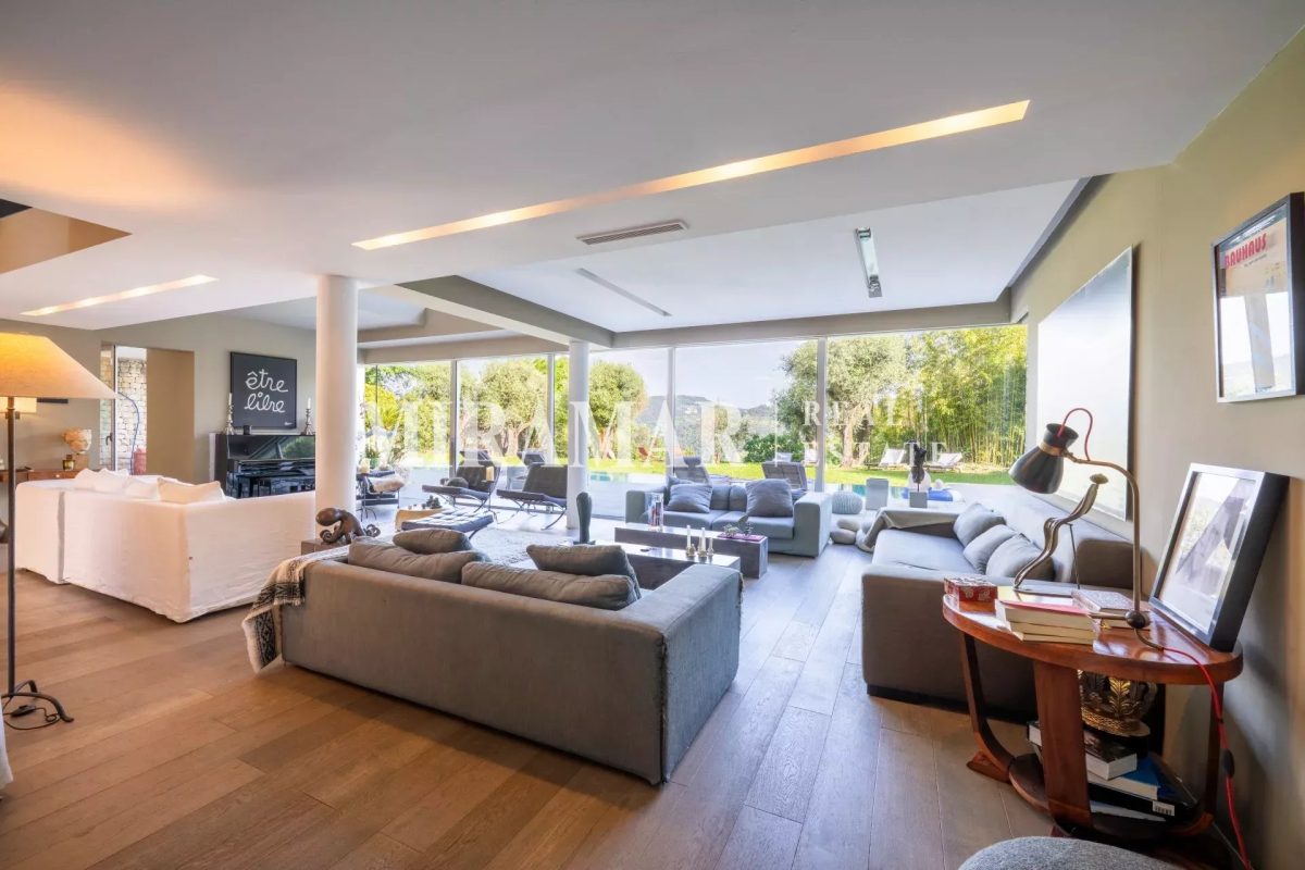 Nice Gairaut / Villa