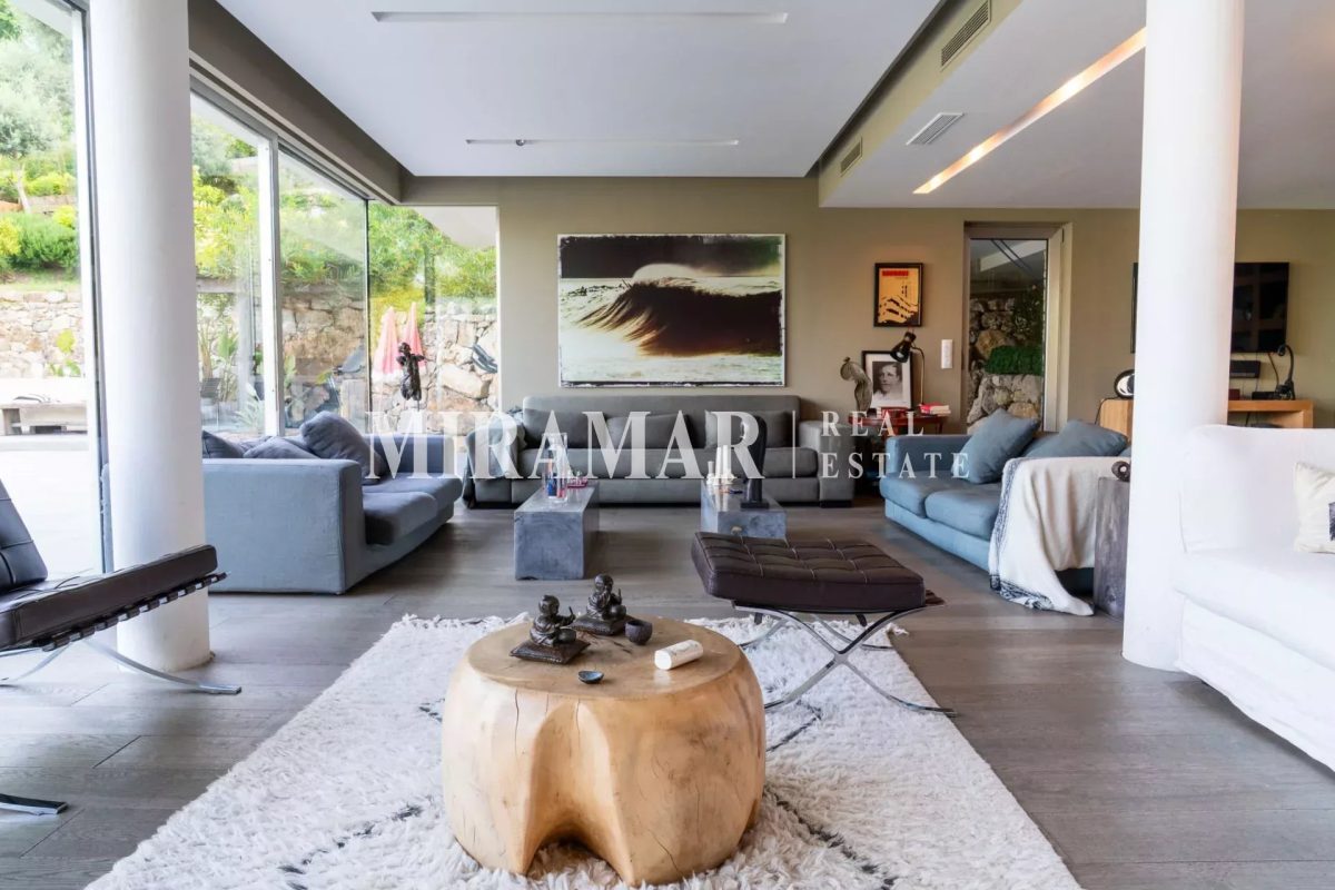 Nice Gairaut / Villa