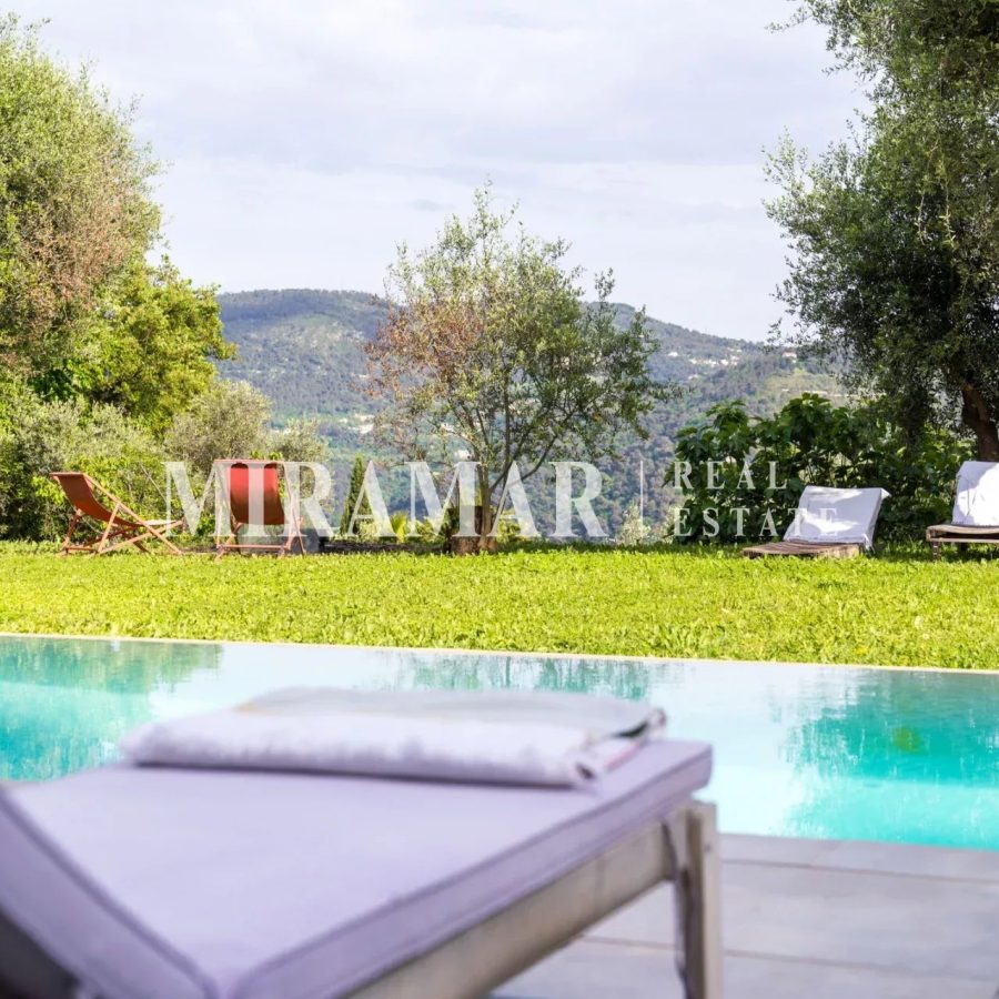 Nice Gairaut / Villa