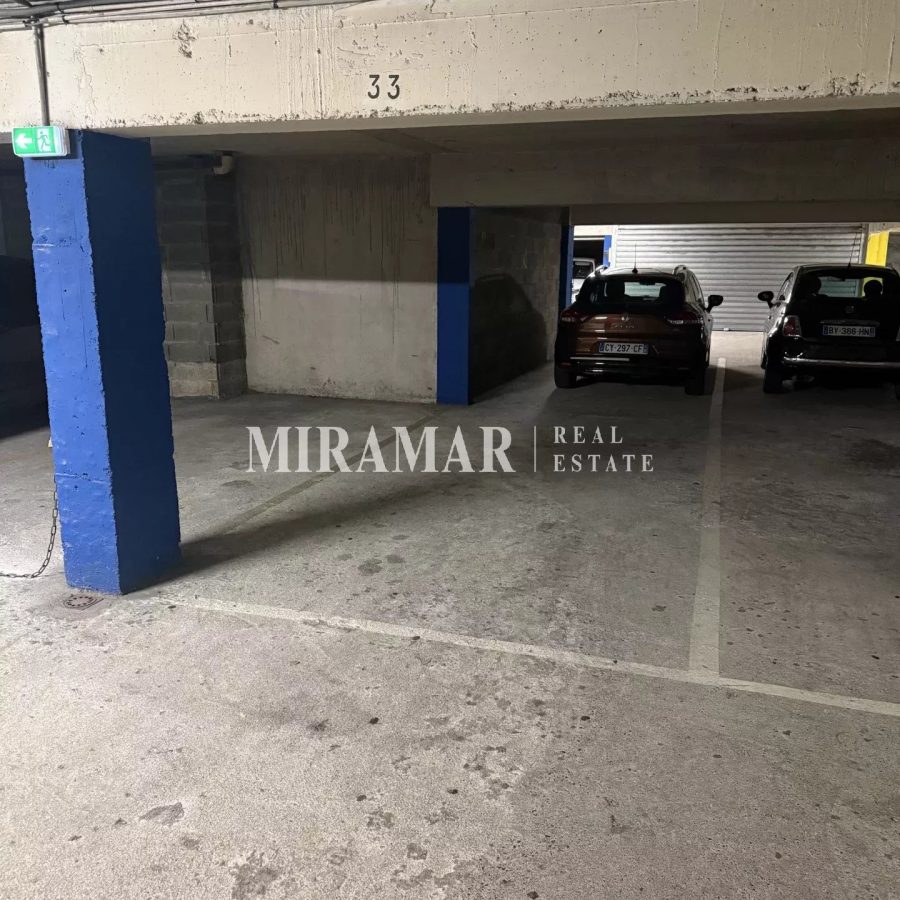 Parking Centre Ville / Rue Alberti