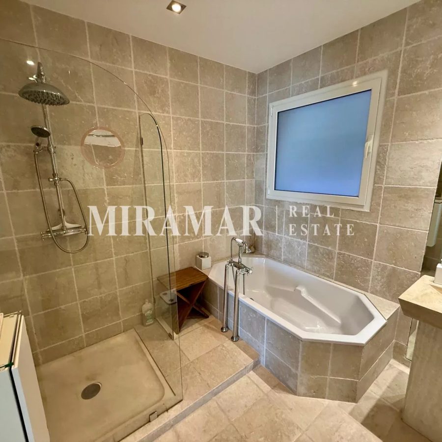 Nice Jean Lorrain - Appartement Pieds dans l'Eau