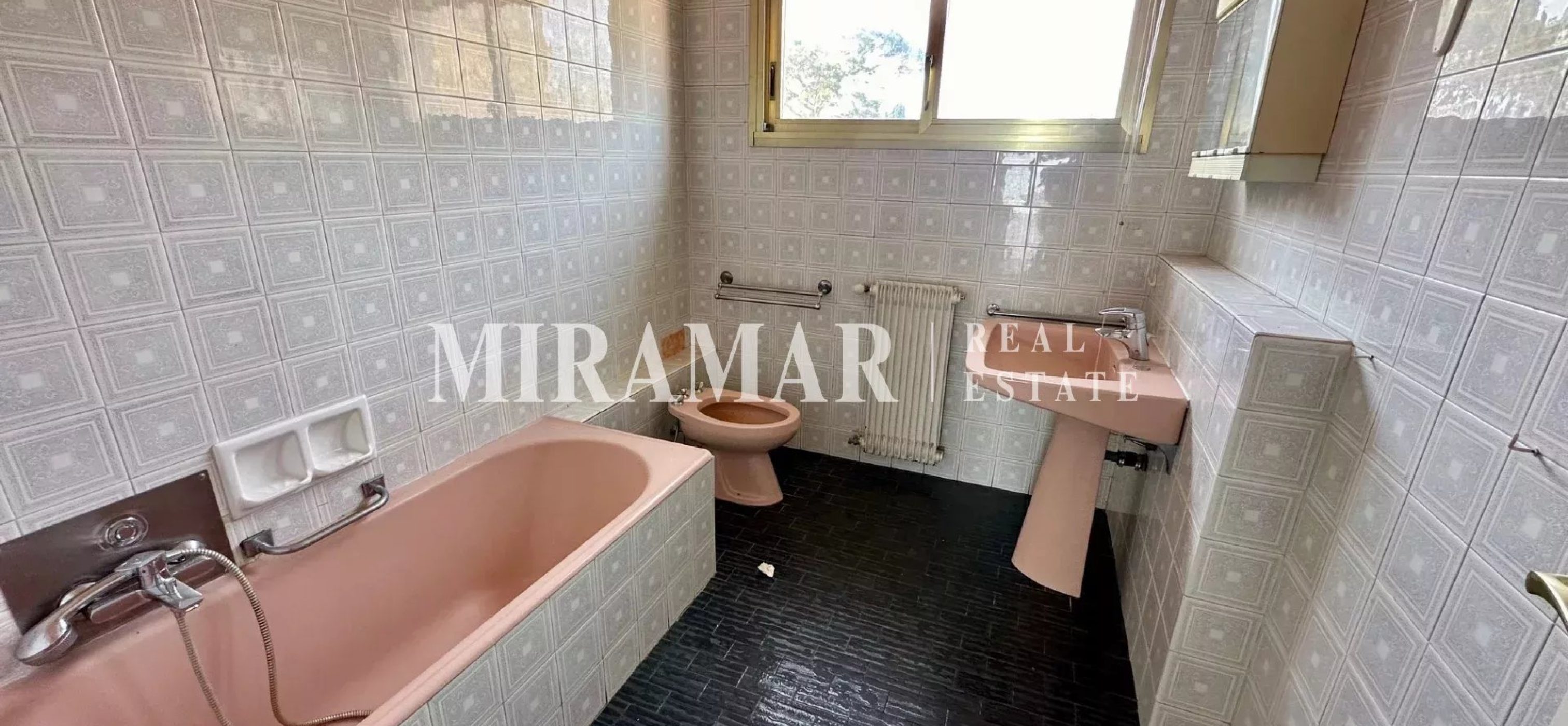 Exclusivité : Salis / Cap d'Antibes : 3 Pièces