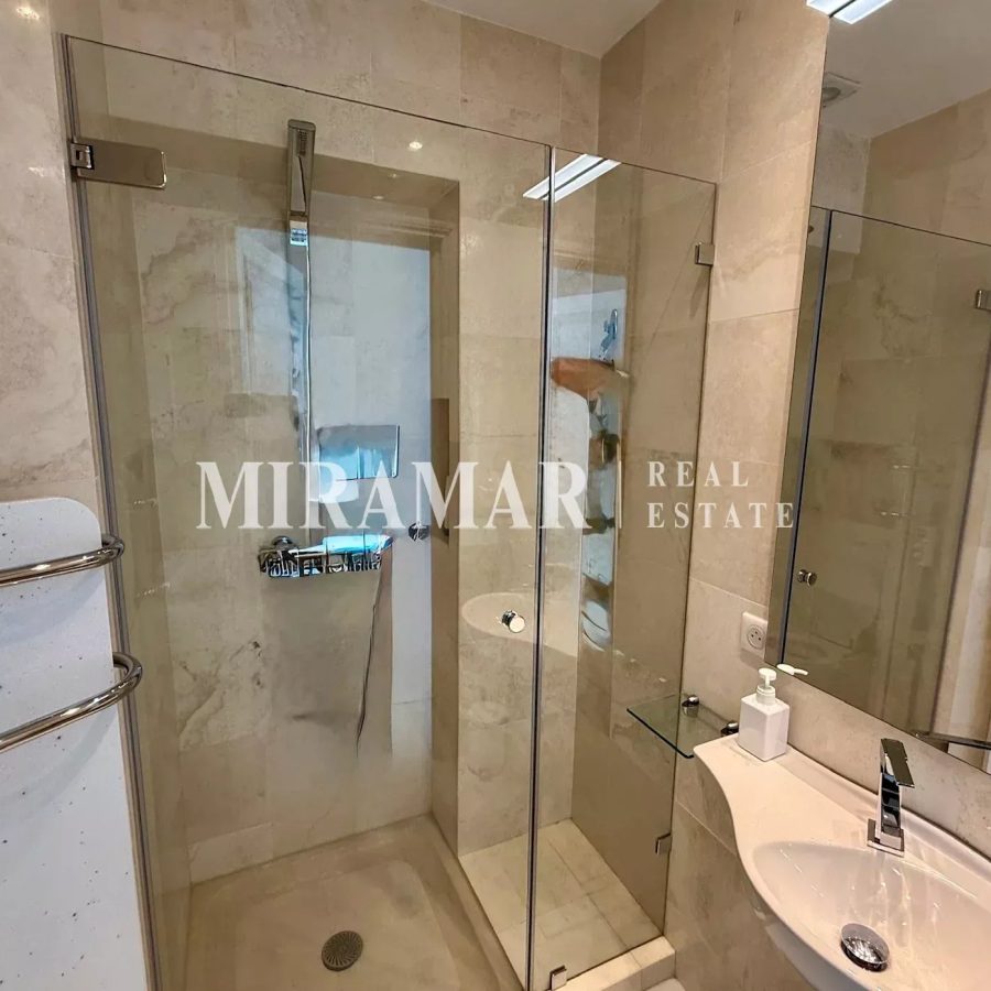 Nice Jean Lorrain - Appartement Pieds dans l'Eau