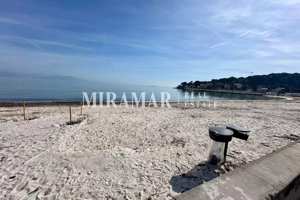 Exclusivité : Salis / Cap d'Antibes : 3 Pièces