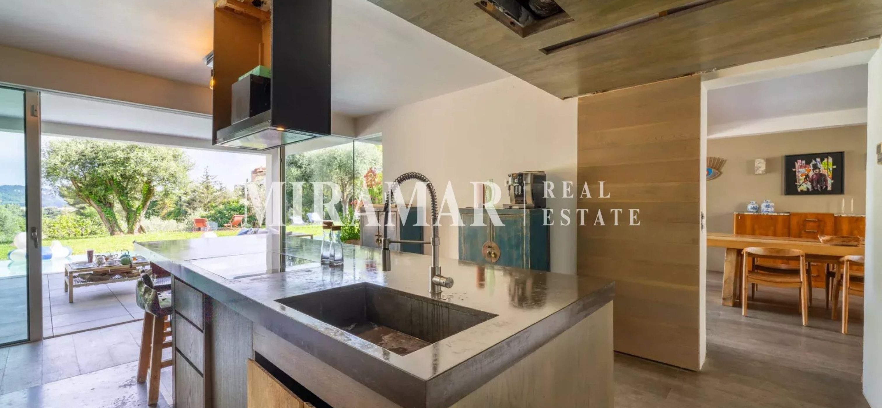 Nice Gairaut / Villa