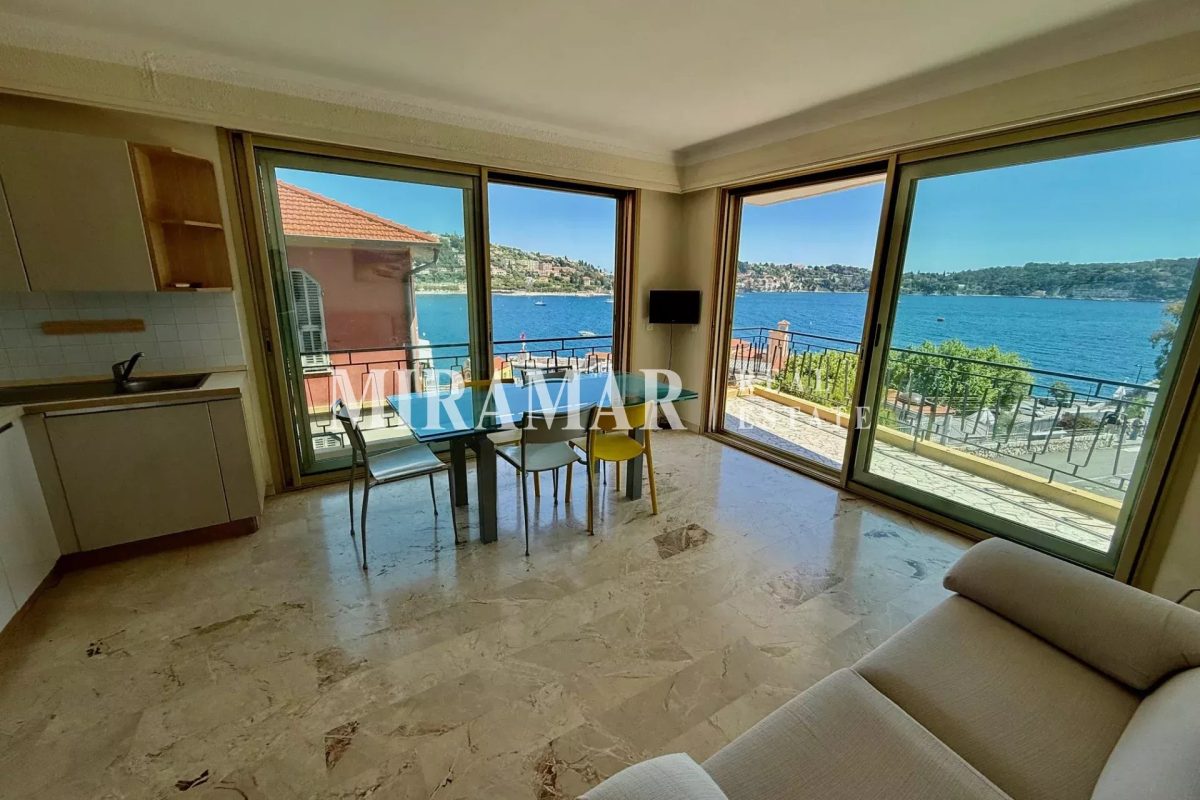 Exclusivité : Villefranche-sur-Mer / 2/3 Pièces
