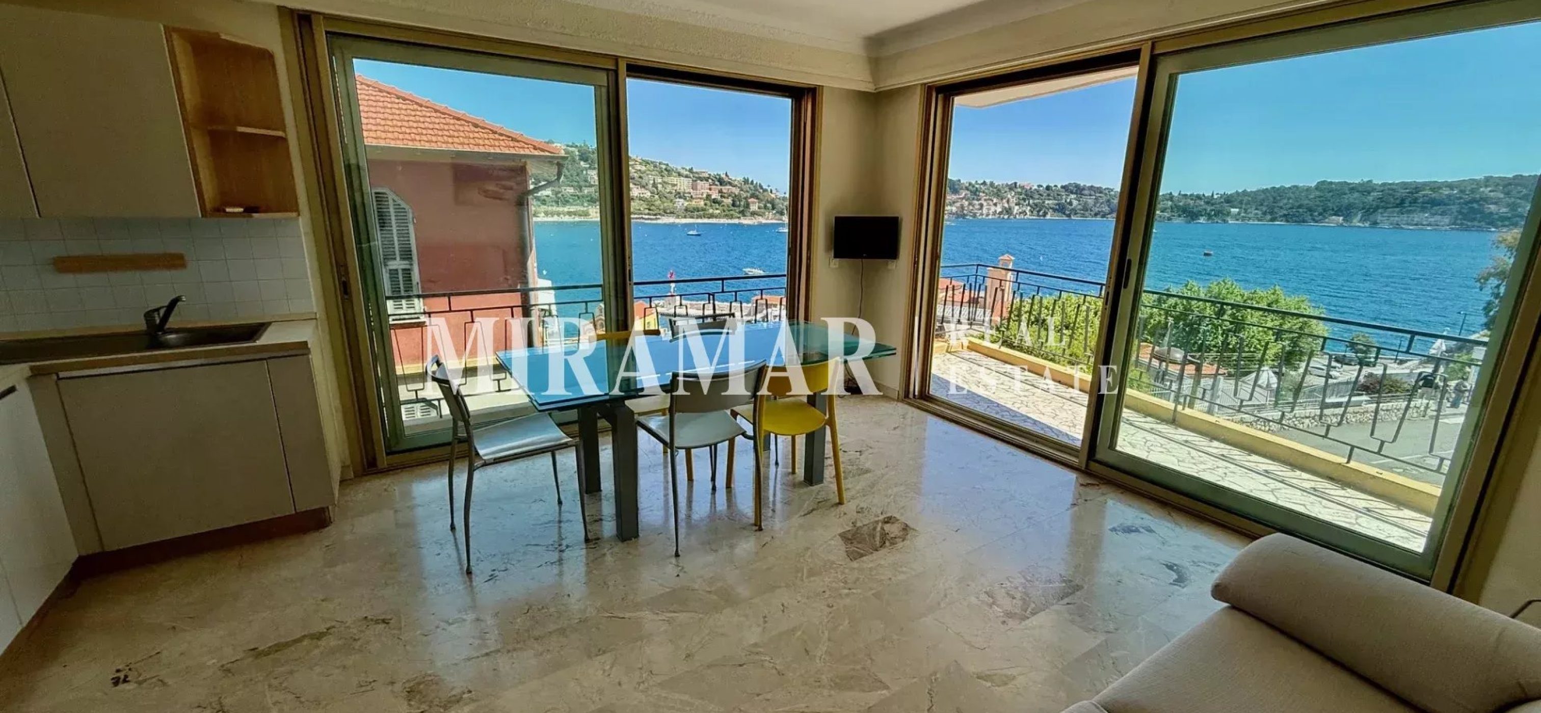 Exclusivité : Villefranche-sur-Mer / 2/3 Pièces