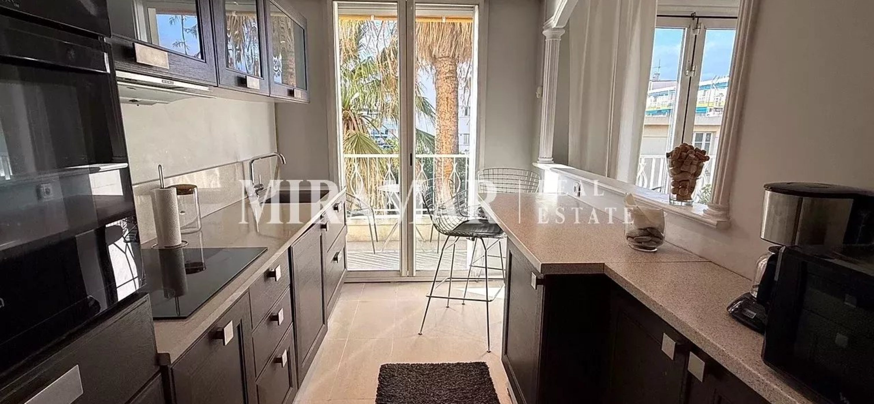 Exclusivité : 2 Pièces Franck Pilatte / Port de Nice