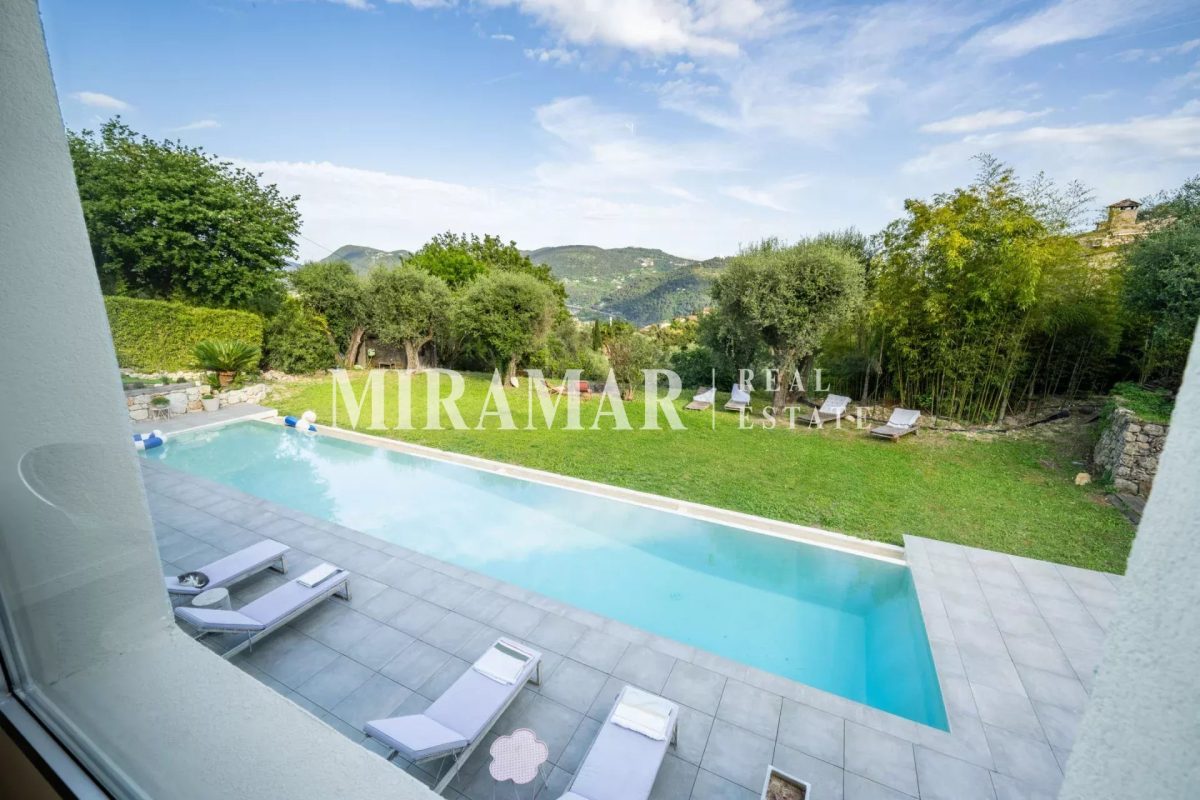 Nice Gairaut / Villa