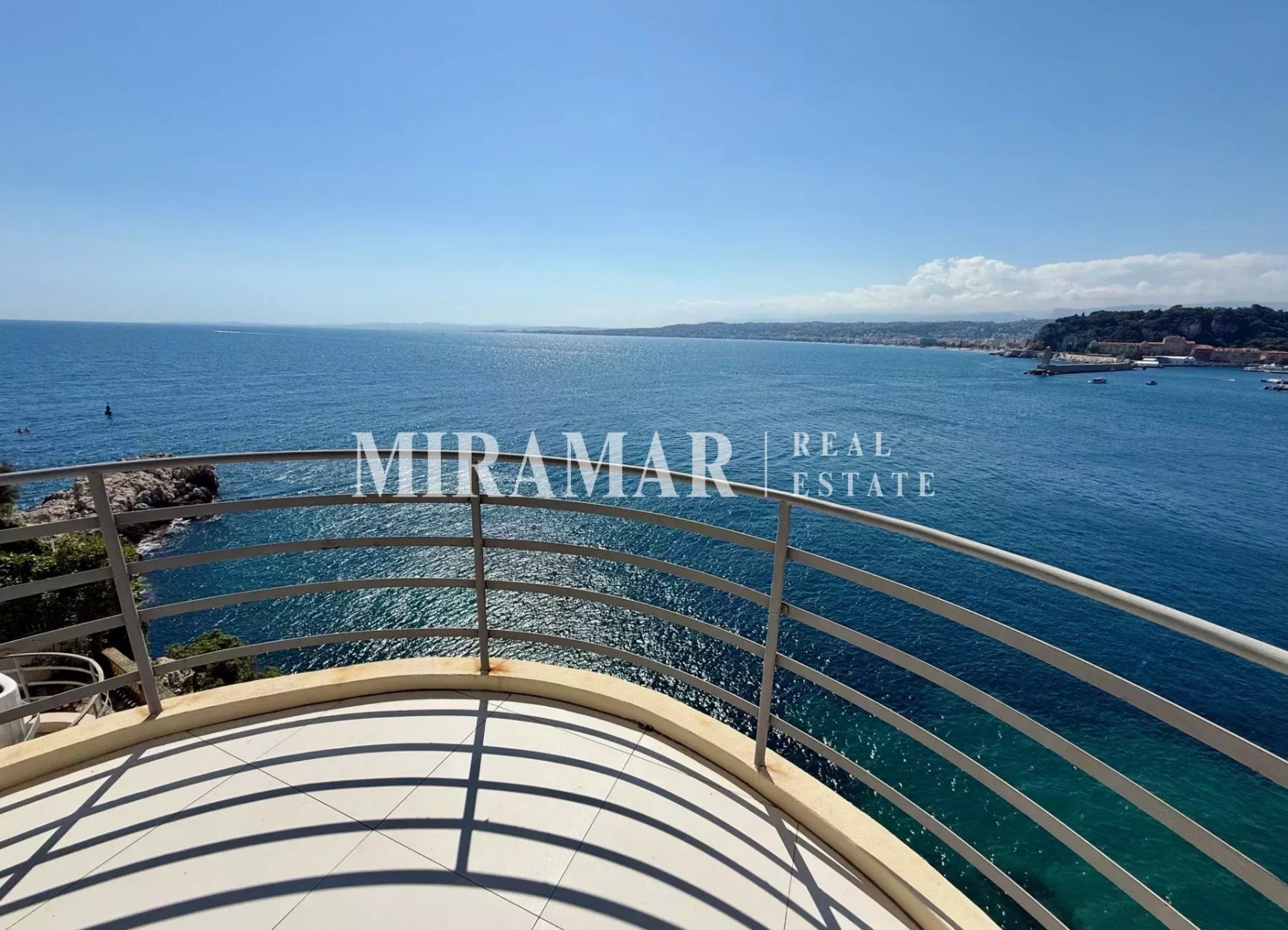 Nice Jean Lorrain - Appartement Pieds dans l'Eau