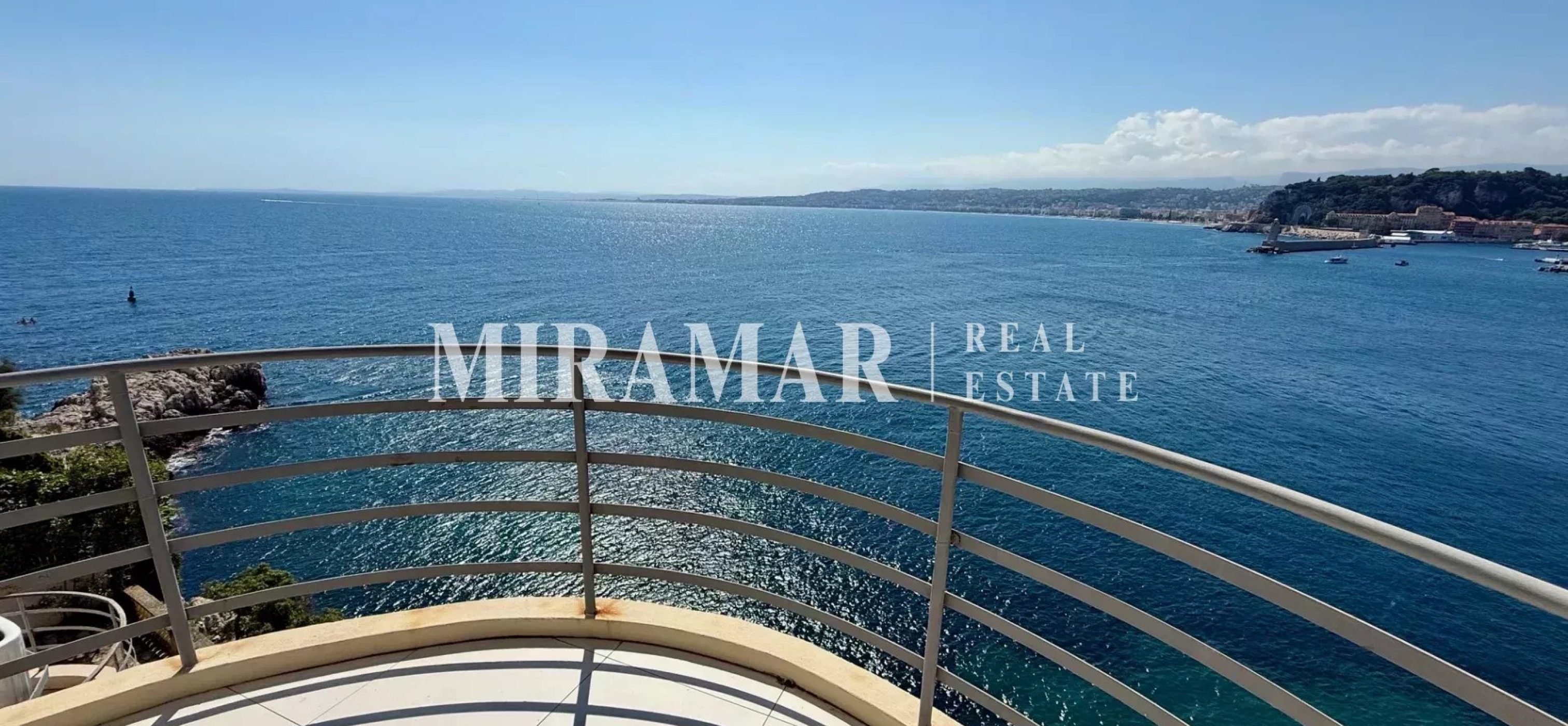 Nice Jean Lorrain - Appartement Pieds dans l'Eau