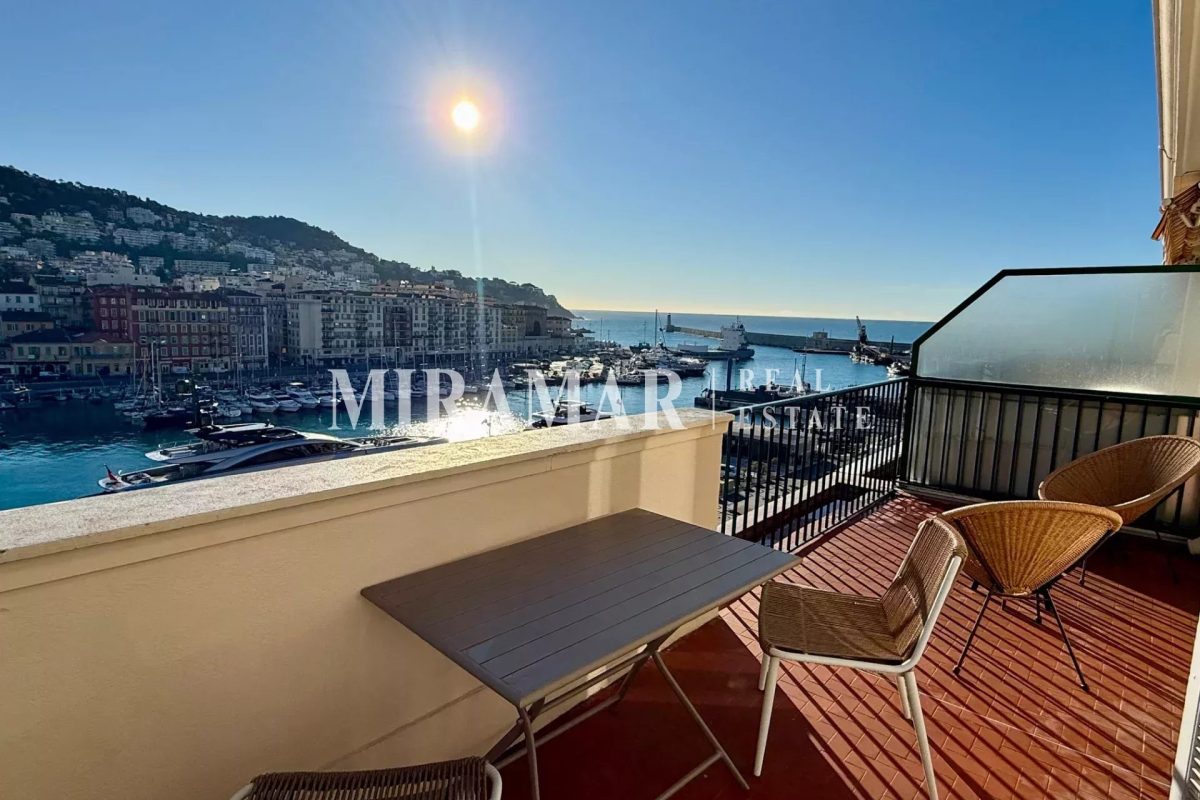 Port de Nice : Rare Dernier Etage