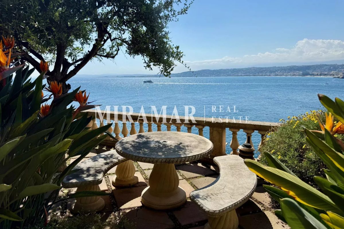 Nice Jean Lorrain - Appartement Pieds dans l'Eau