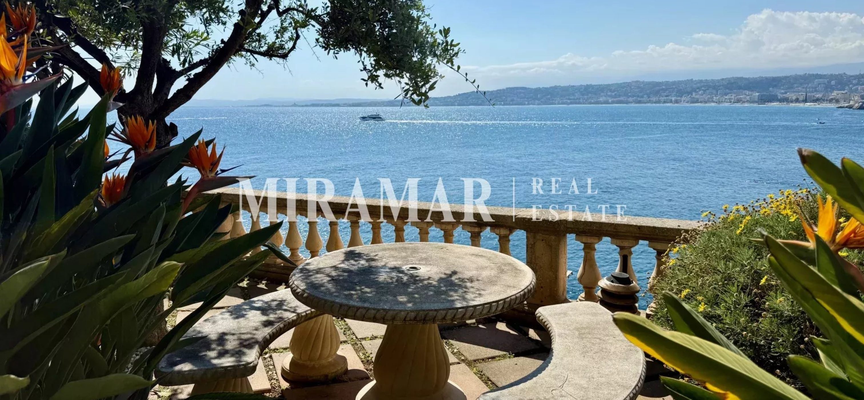 Nice Jean Lorrain - Appartement Pieds dans l'Eau