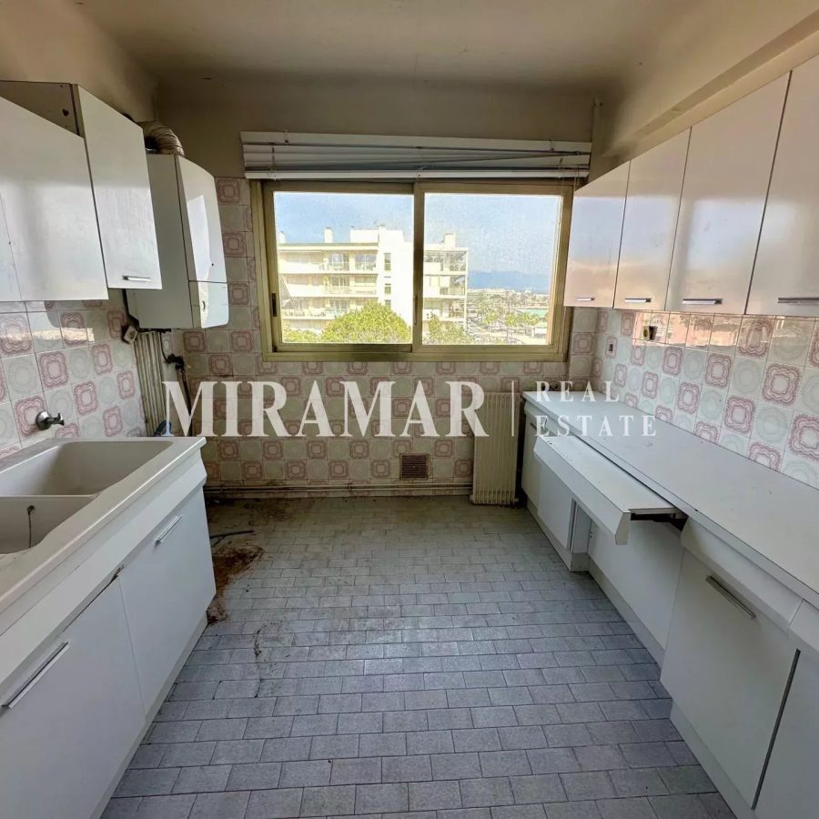 Exclusivité : Salis / Cap d'Antibes : 3 Pièces