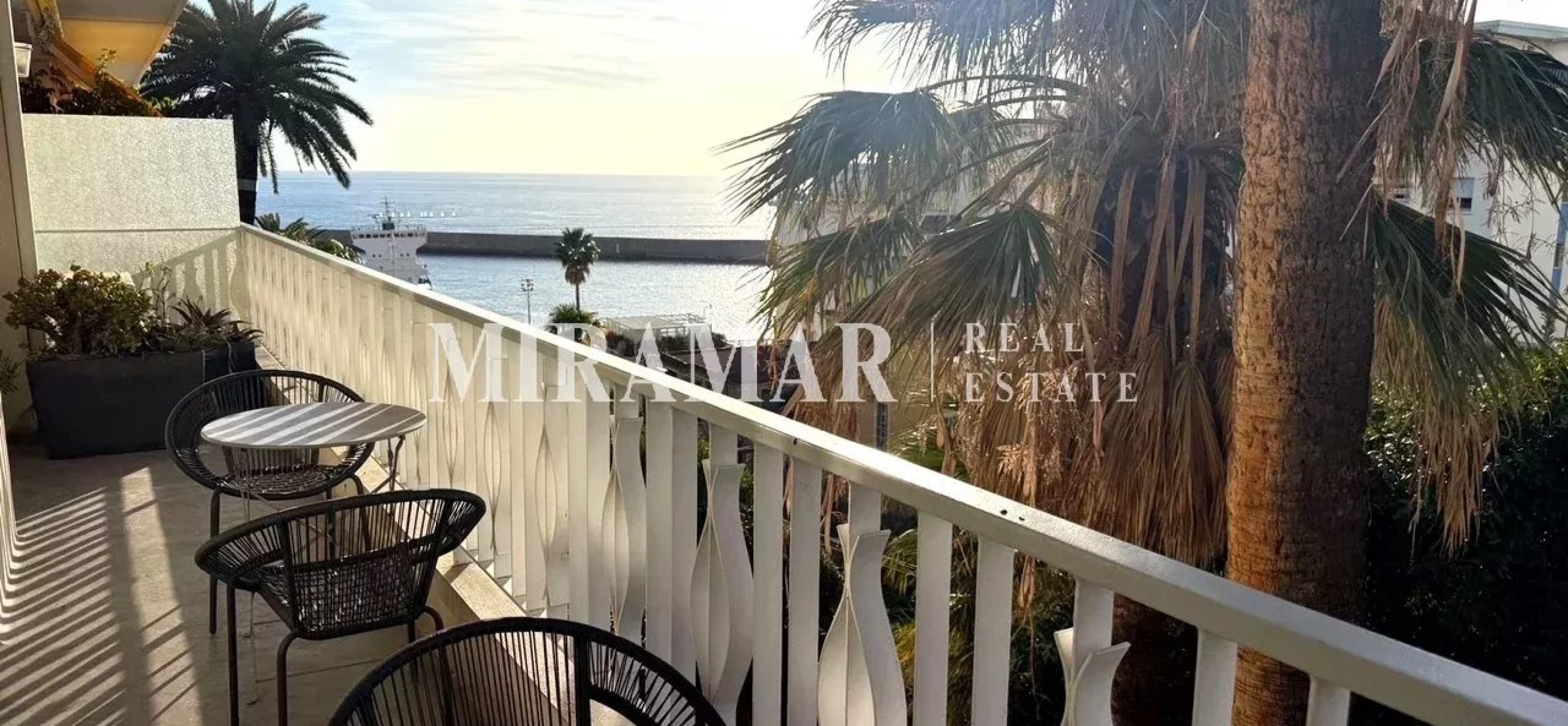 Exclusivité : 2 Pièces Franck Pilatte / Port de Nice