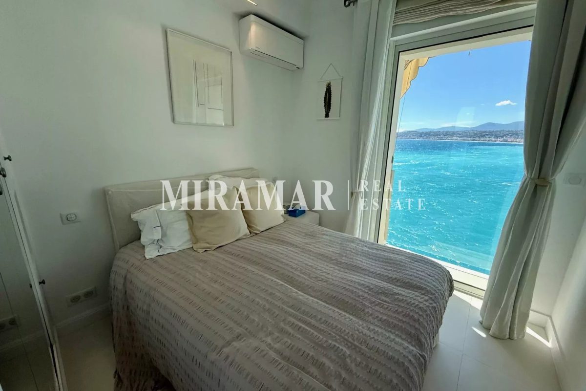 Nice Jean Lorrain - Appartement Pieds dans l'Eau