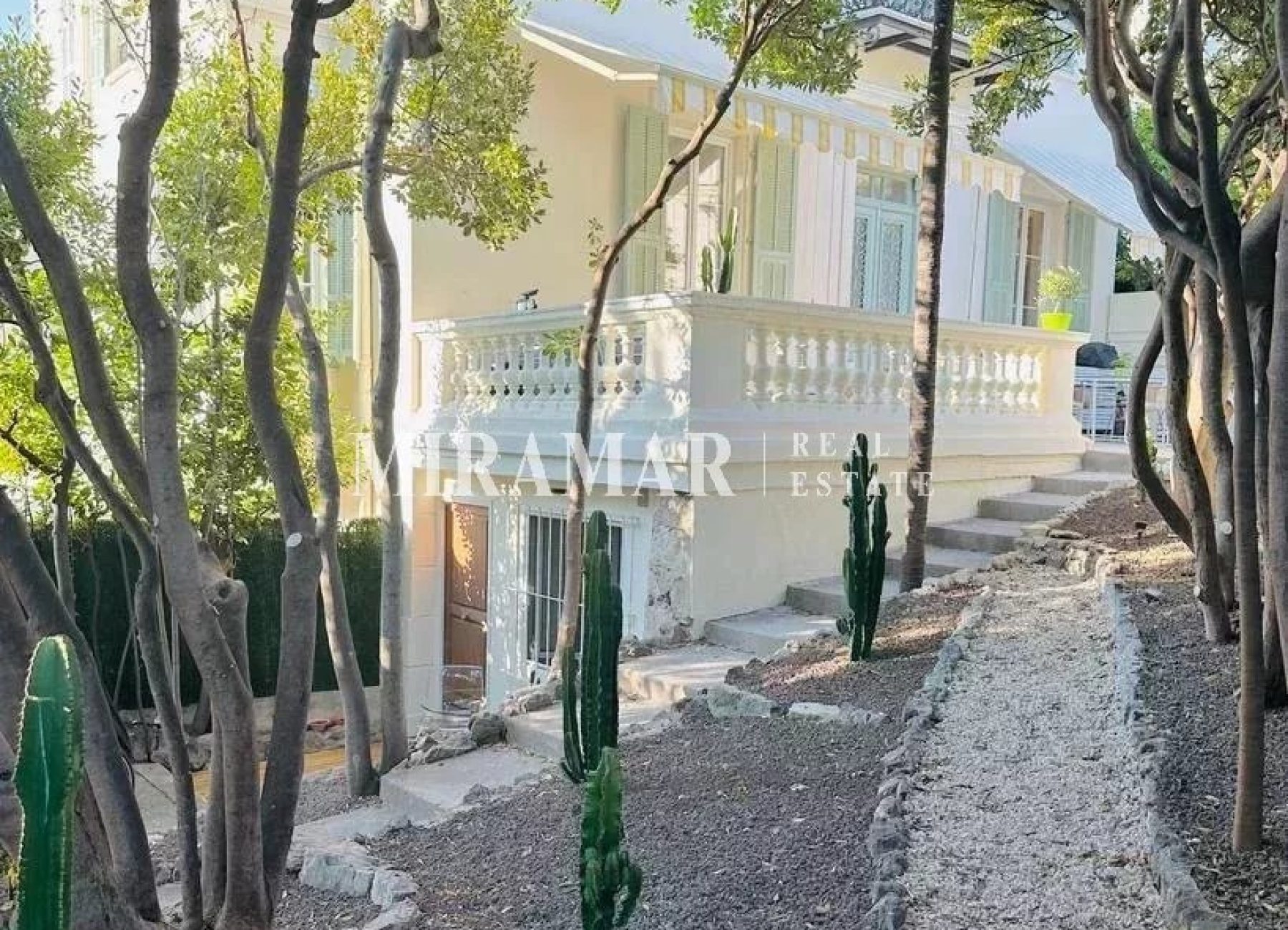 Appartement / Villa Cimiez