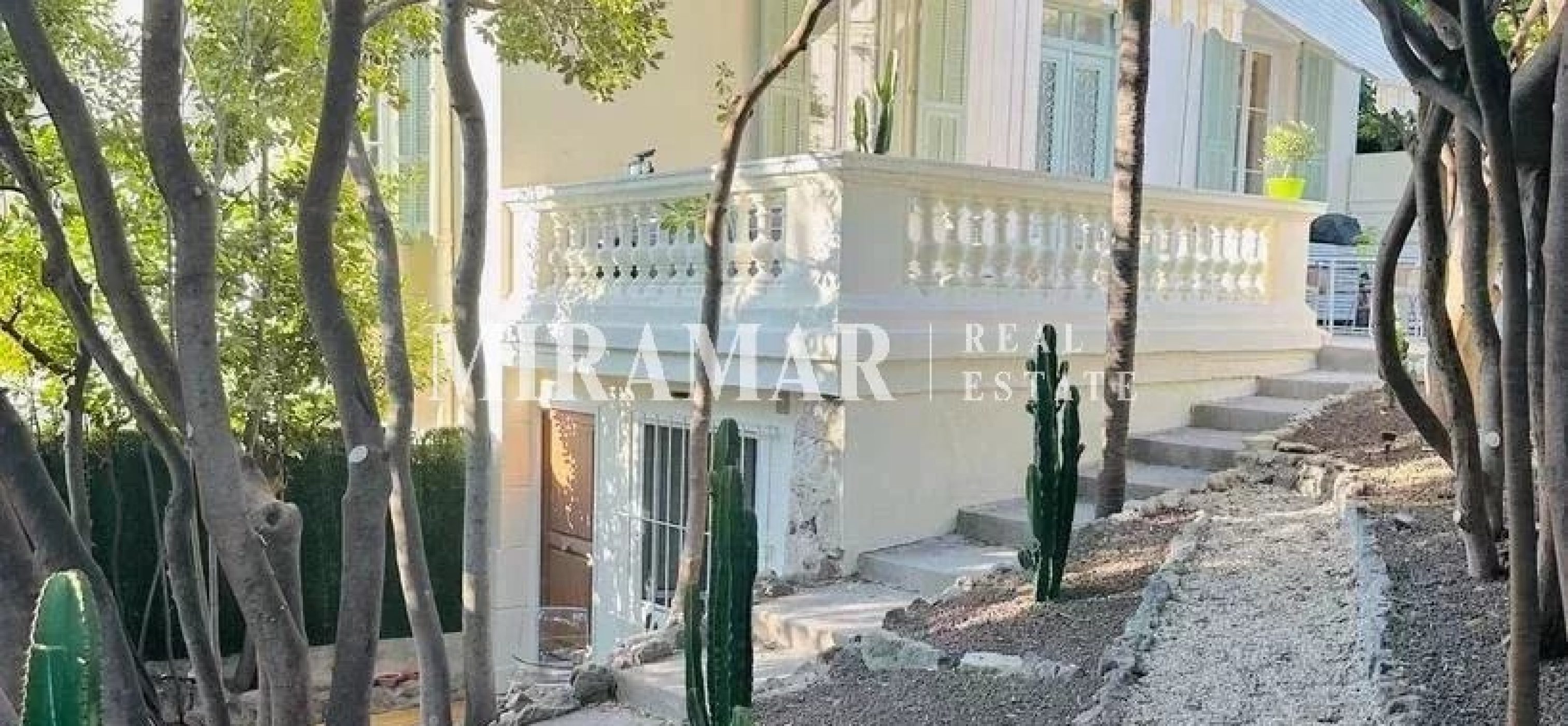 Appartement / Villa Cimiez