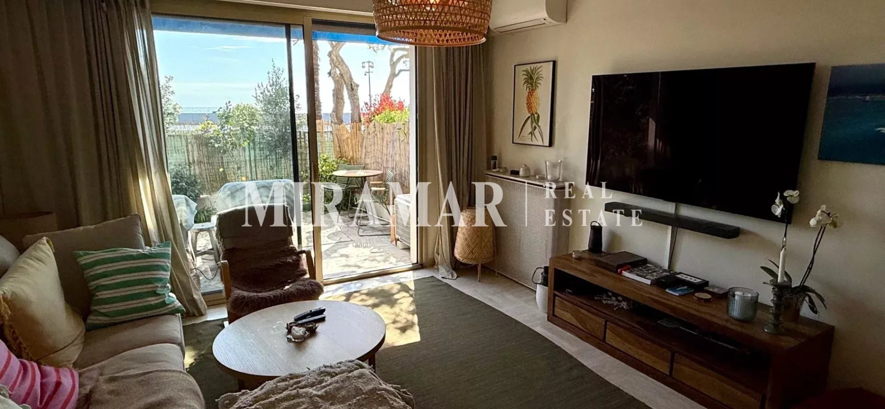 Exclusivité : 2 Pièces Rez-de-jardin Franck Pilatte