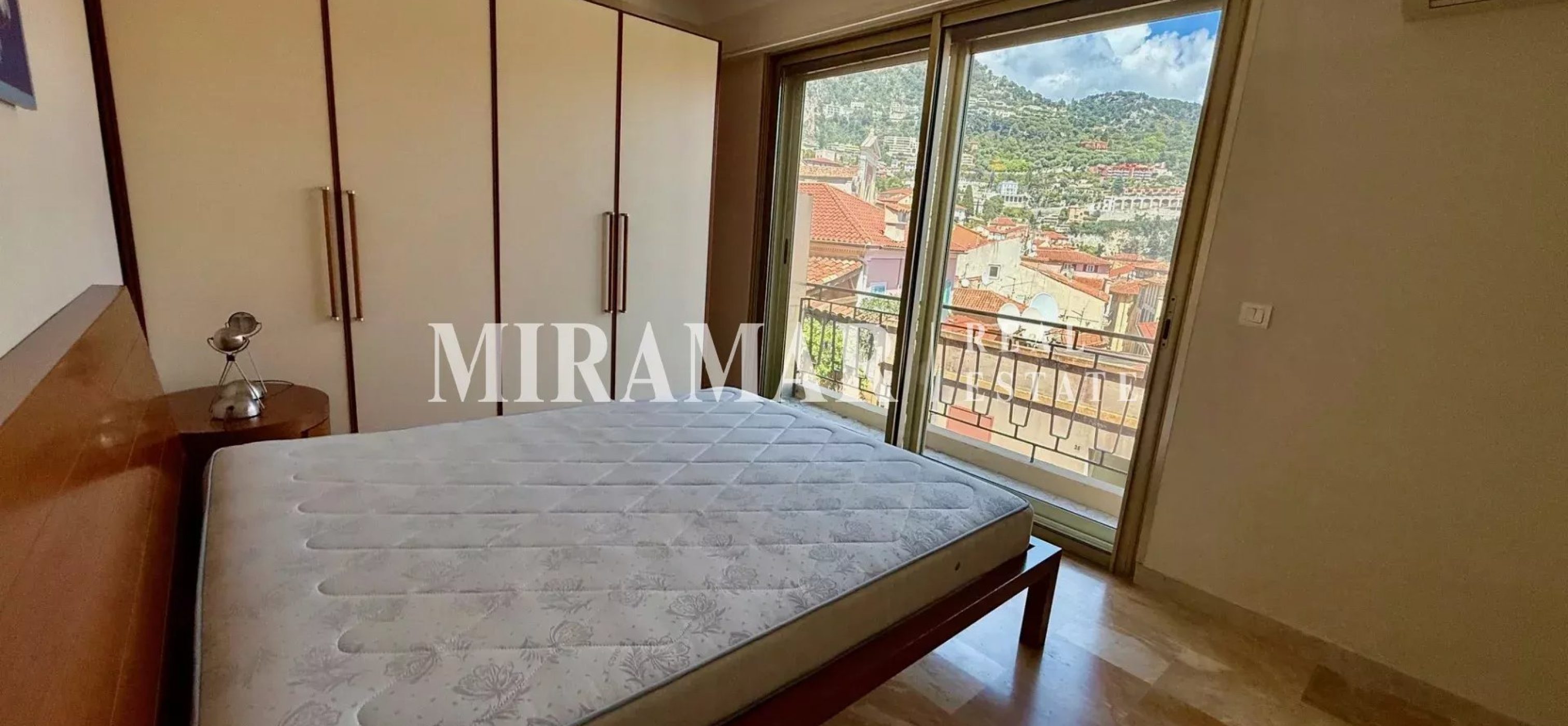 Exclusivité : Villefranche-sur-Mer / 2/3 Pièces