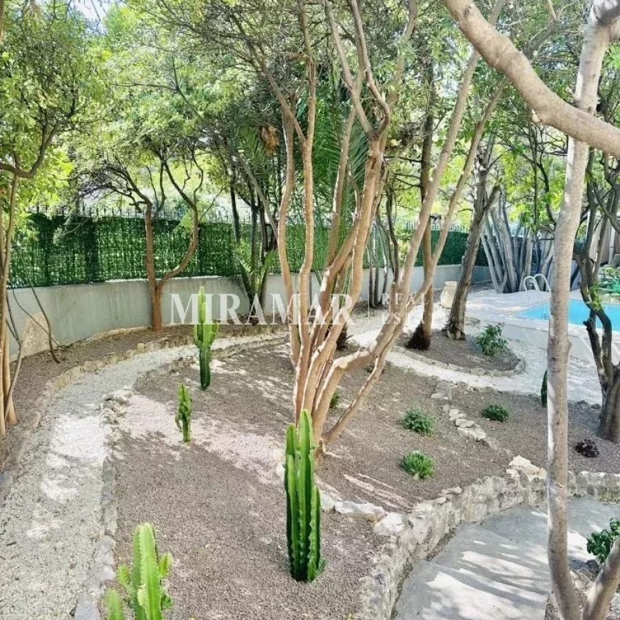 Appartement / Villa Cimiez