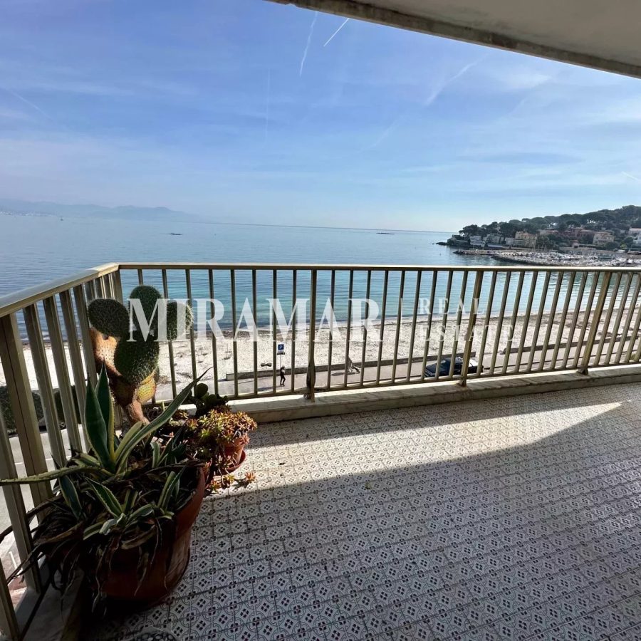 Exclusivité : Salis / Cap d'Antibes : 3 Pièces