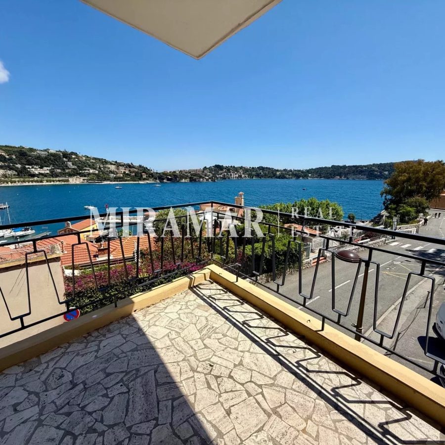 Exclusivité : Villefranche-sur-Mer / 2/3 Pièces