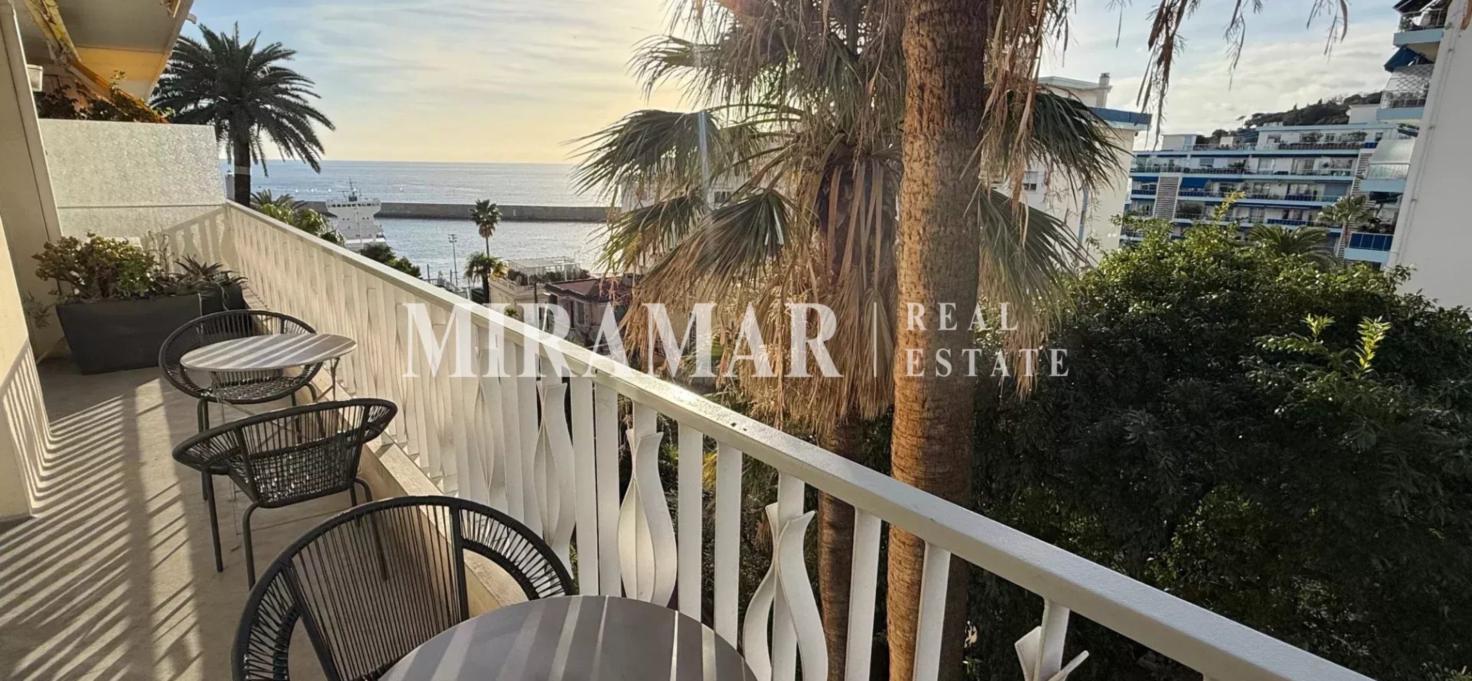 Exclusivité : 2 Pièces Franck Pilatte / Port de Nice