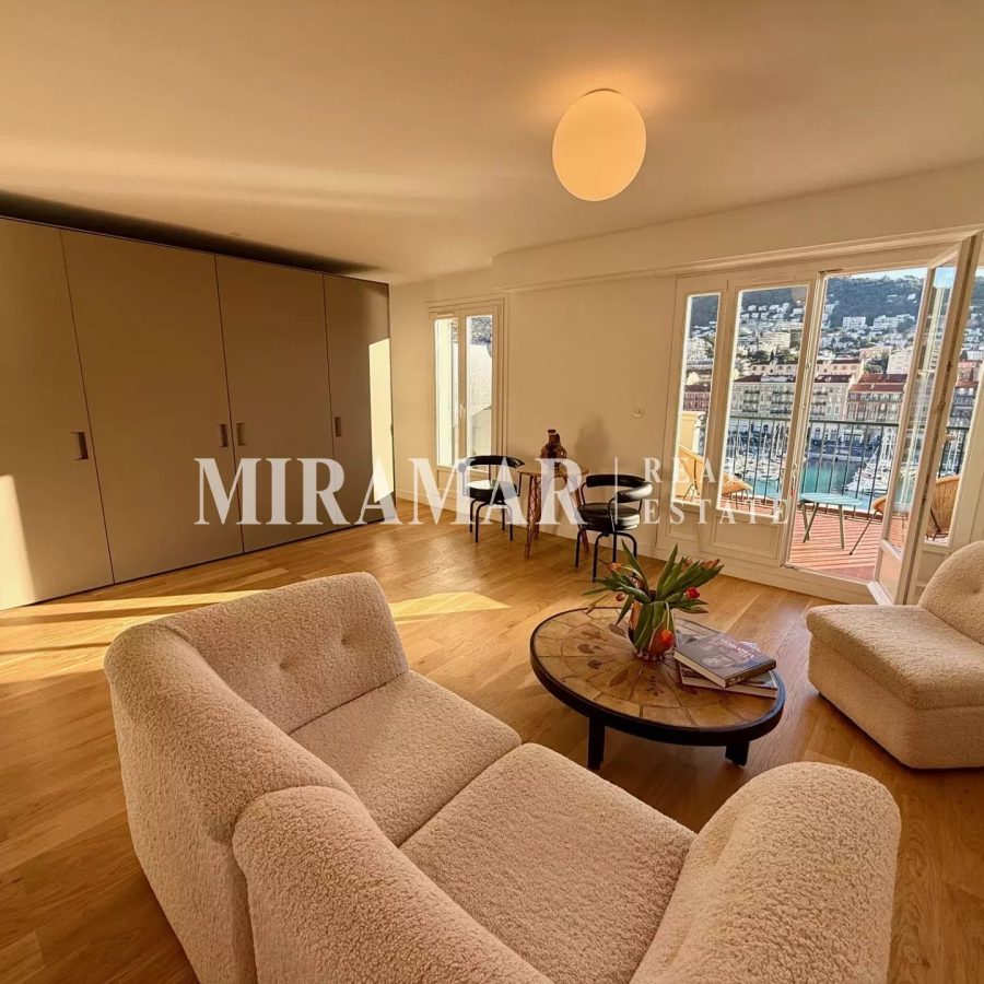 Port de Nice : Rare Dernier Etage